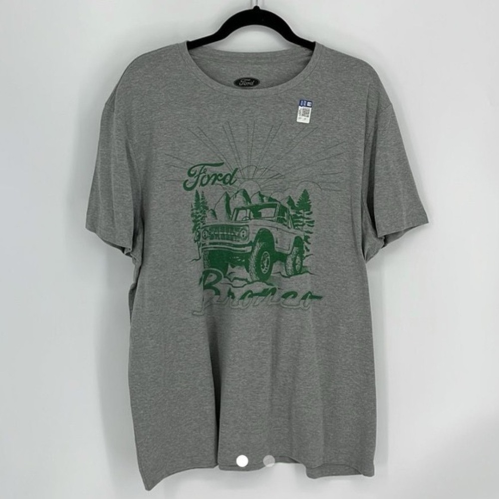 Ford Men's Gray T-Shirt with Green Graphic - Picture 2 of 4